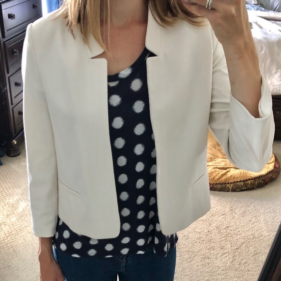 Ann Taylor Jackets & Blazers - Ann Taylor off-White blazer, size 6